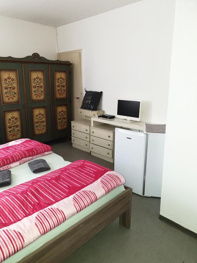Hotel Pension Engel à Pfullendorf Extérieur photo