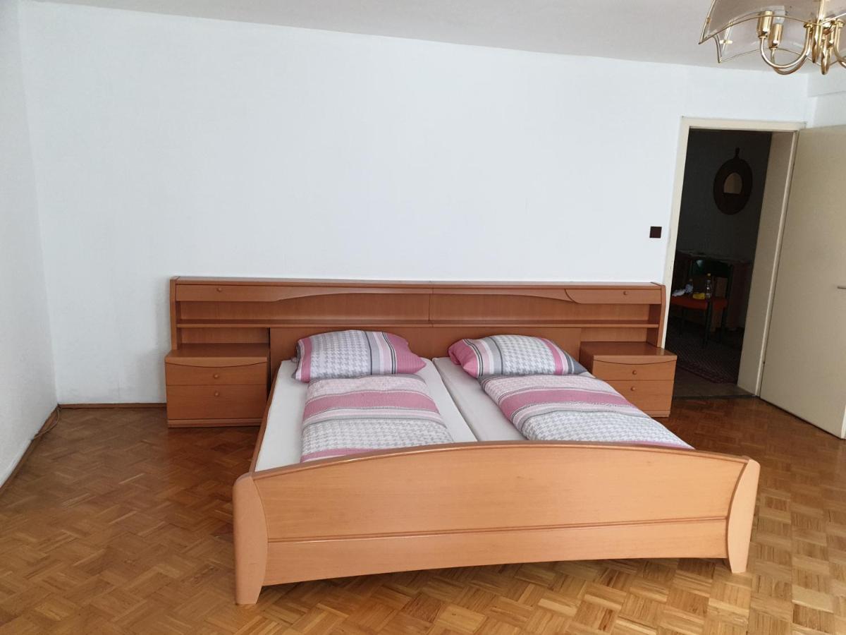 Hotel Pension Engel à Pfullendorf Extérieur photo