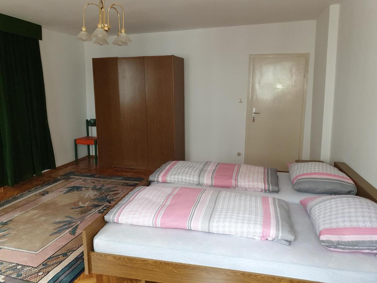 Hotel Pension Engel à Pfullendorf Extérieur photo