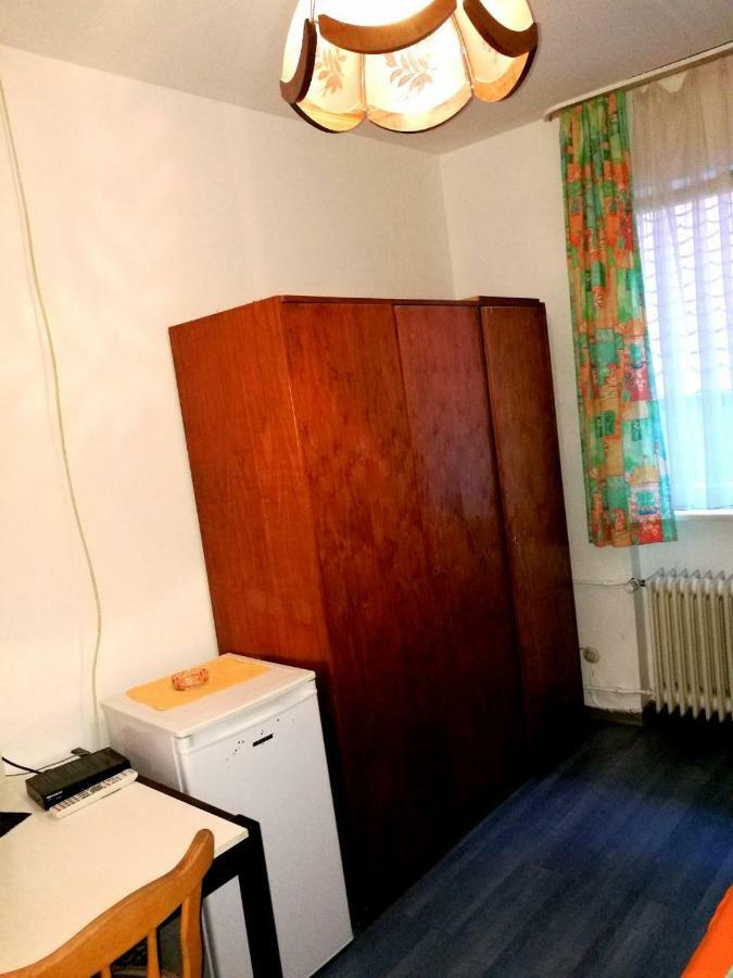 Hotel Pension Engel à Pfullendorf Extérieur photo