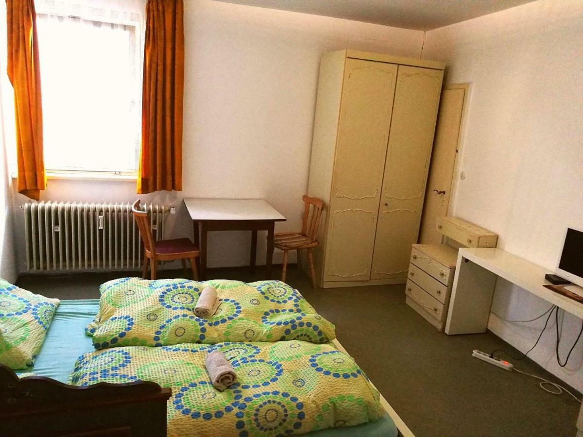 Hotel Pension Engel à Pfullendorf Extérieur photo