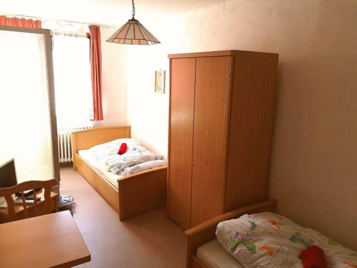 Hotel Pension Engel à Pfullendorf Extérieur photo